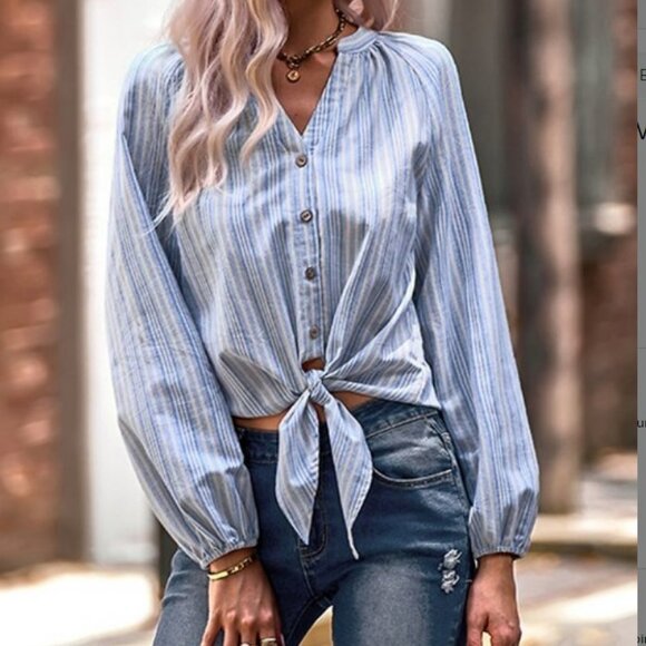 Elings Tops - Blue & White tie-hem, v-neck top, Sz. M